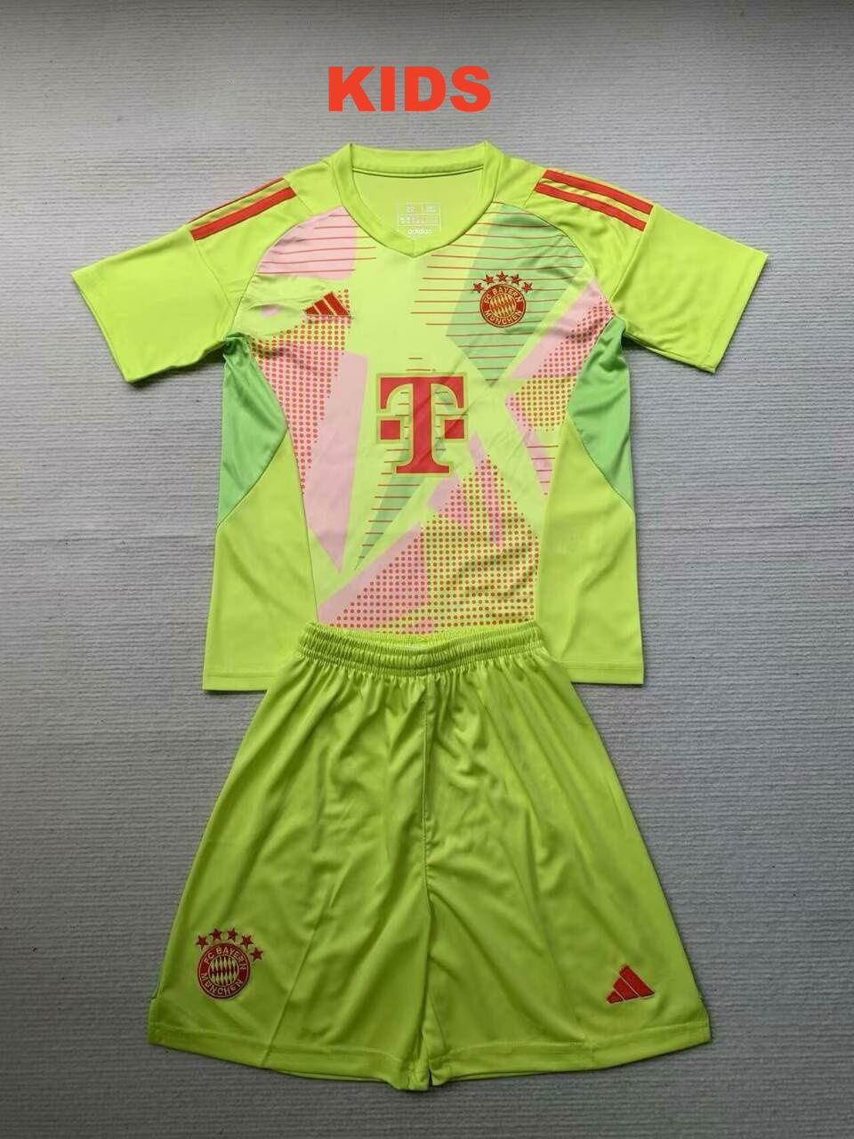 Youth 2024-25 Bayern Munich  goalkeeper Custom Or Blank Green Suit Jerseys