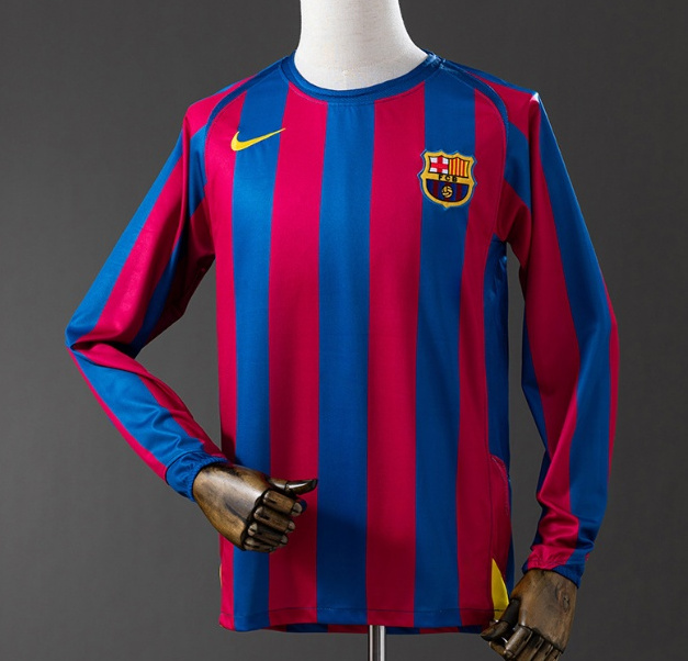 Retro Barcelona 2005-06 Home Long Sleeve Soccer Jersey