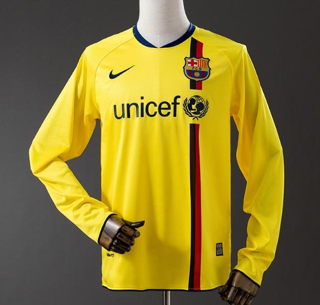 Retro Barcelona 2008-09 Away Long Sleeve Soccer Jersey