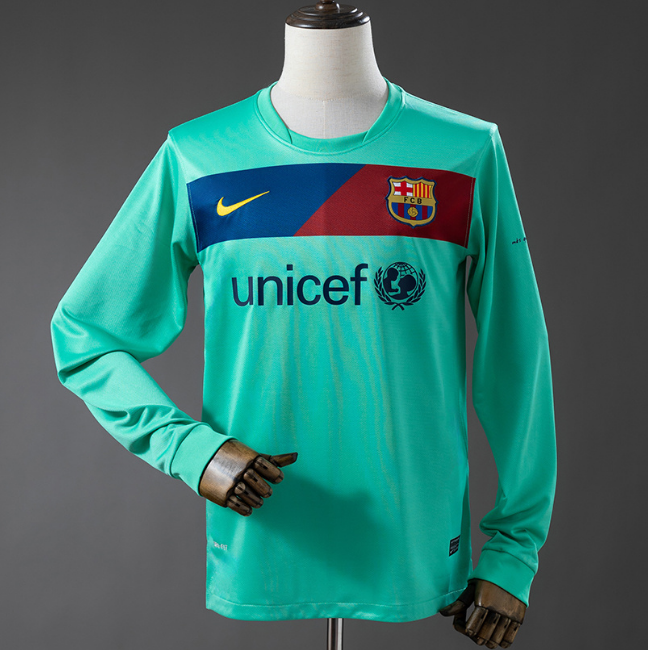 Retro Barcelona 2010-11 Away Long Sleeve Soccer Jersey