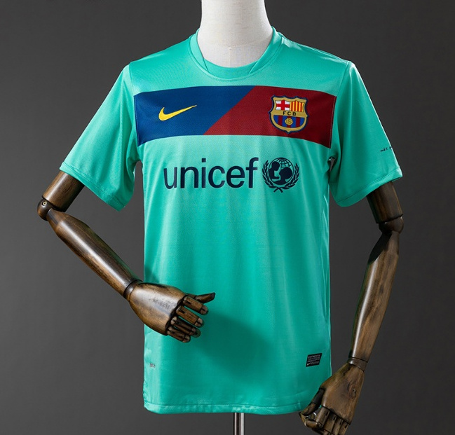 Retro Barcelona 2010-11 Away Soccer Jersey