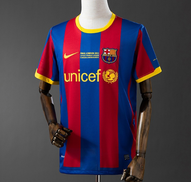 Retro Barcelona 2010-11 Home Final Match Soccer Jersey