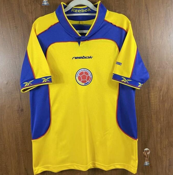 Retro Colombia 2001-02 Home Soccer Jersey