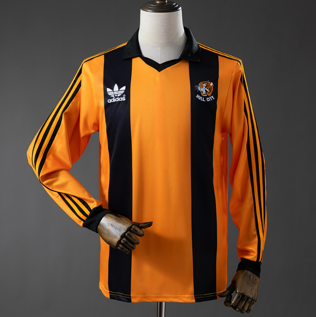 Retro Hull City 1981-82 Home Long Sleeve Soccer Jersey