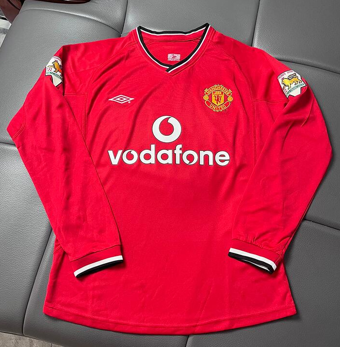 Retro Manchester United 2000-02 Home Long Sleeve Soccer Jersey