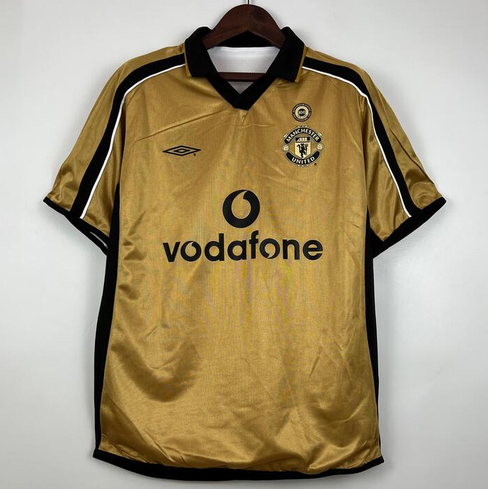 Retro Manchester United 2001-02 Golden 100th Anniversary Soccer Jersey