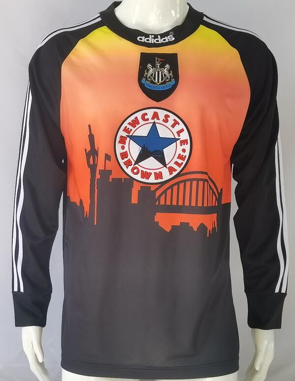Retro Newcastle United 1997-98 Goalkeeper Long Sleeve Soccer Jersey