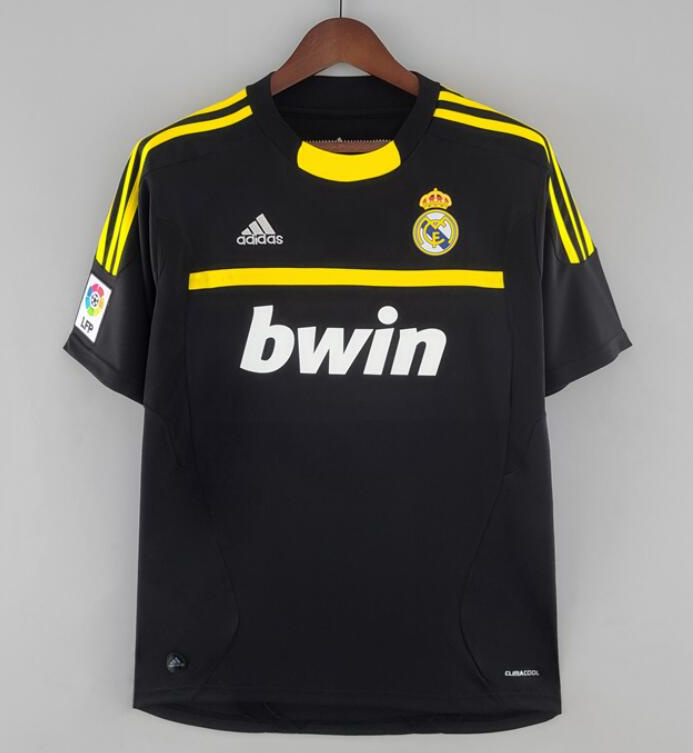 Retro Real Madrid 2011-12 Gaolkeeper Soccer Jersey Black
