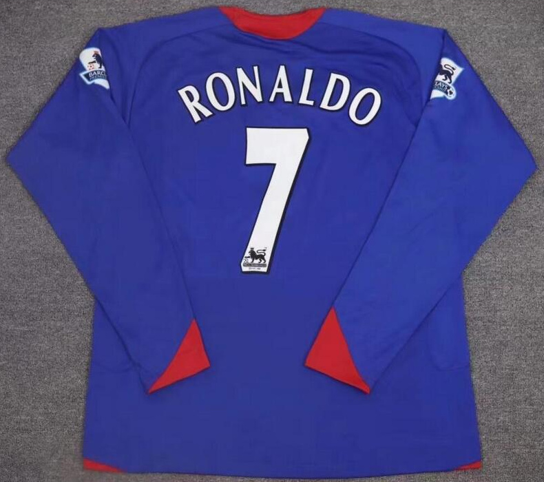 Retro Ronaldo #7 Manchester United 2006-07 3rd Away Long Sleeve Soccer Jersey Blue