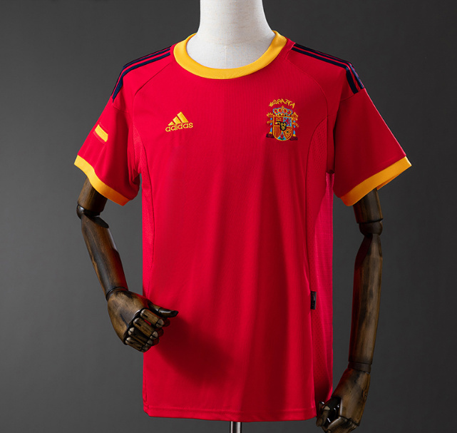Retro Spain 2002 Home Soccer Jersey