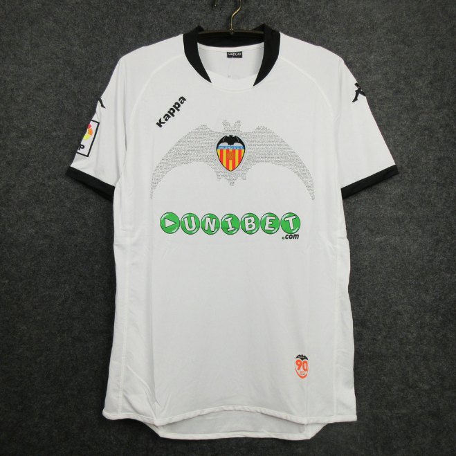 Retro Valencia 2009-10 Home Soccer Jersey