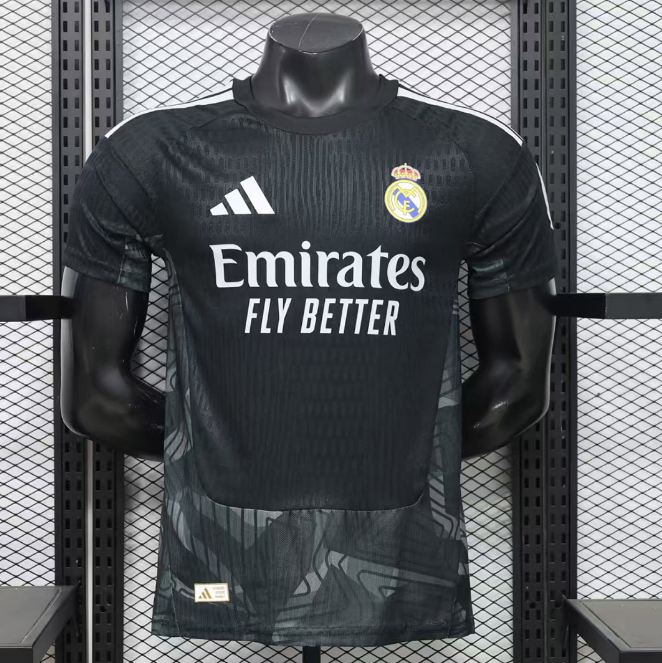 Real Madrid 2026-27 Goalkeeper Black Soccer Jersey Player Version